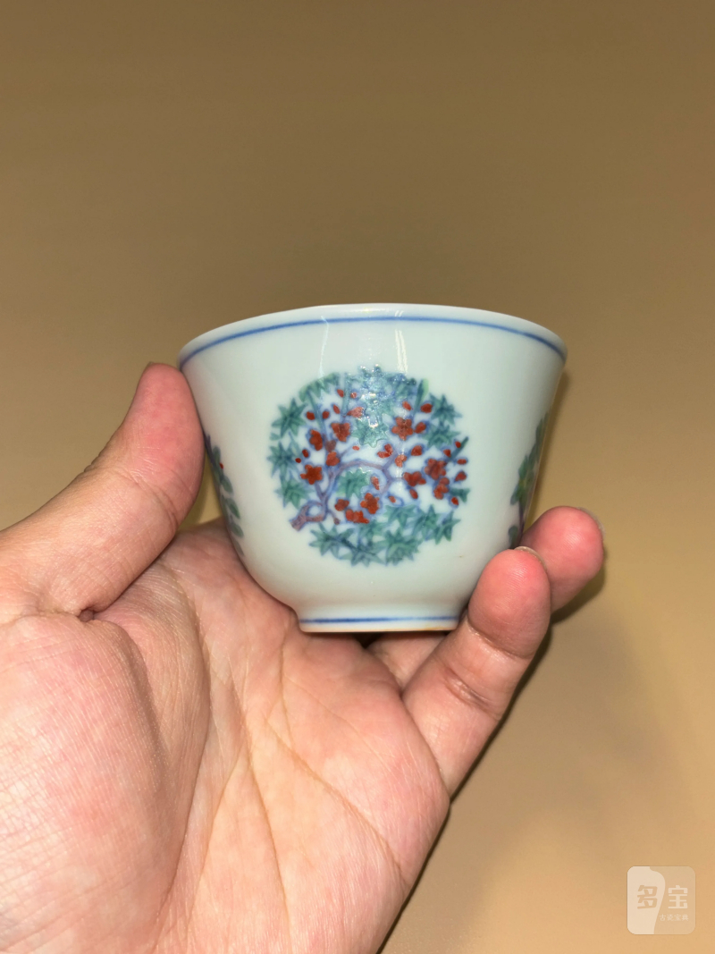 明成化 斗彩花鸟纹杯 - 图3
